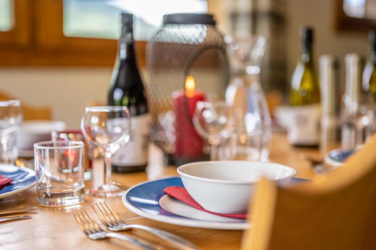 Chalet Himalaya , 10 Person Chalet With 5 Ensuite Bedrooms And Outdoor Jacuzzi In Meribel Centre Exteriér fotografie